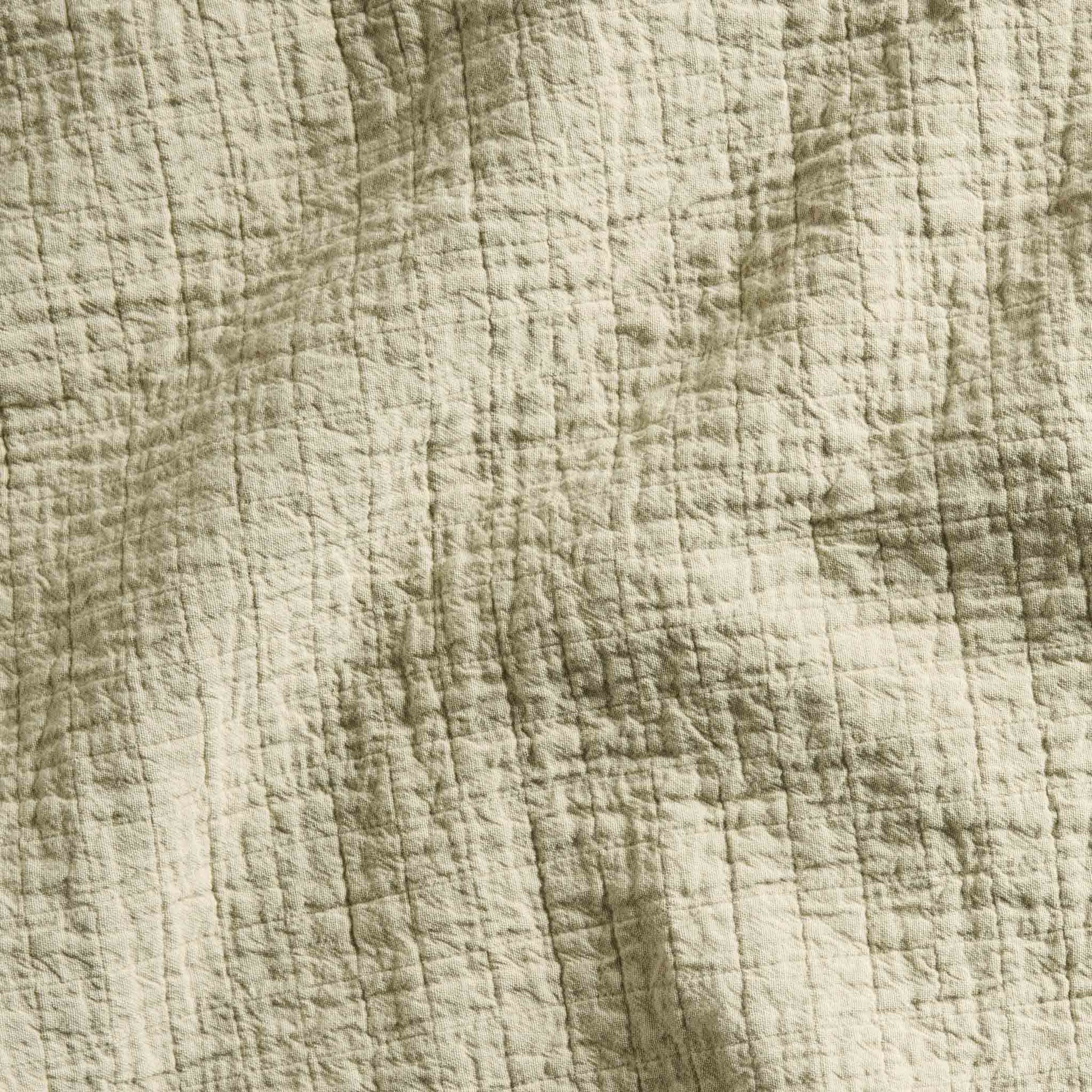 Weekend Wash Grid Bed Blanket