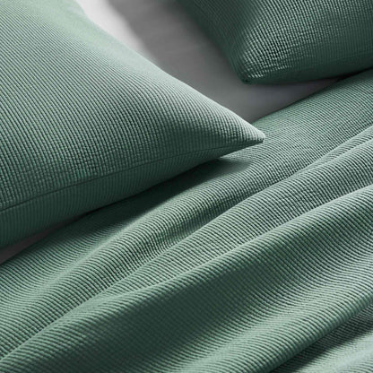 Ribbed Matelasse Sham Set
