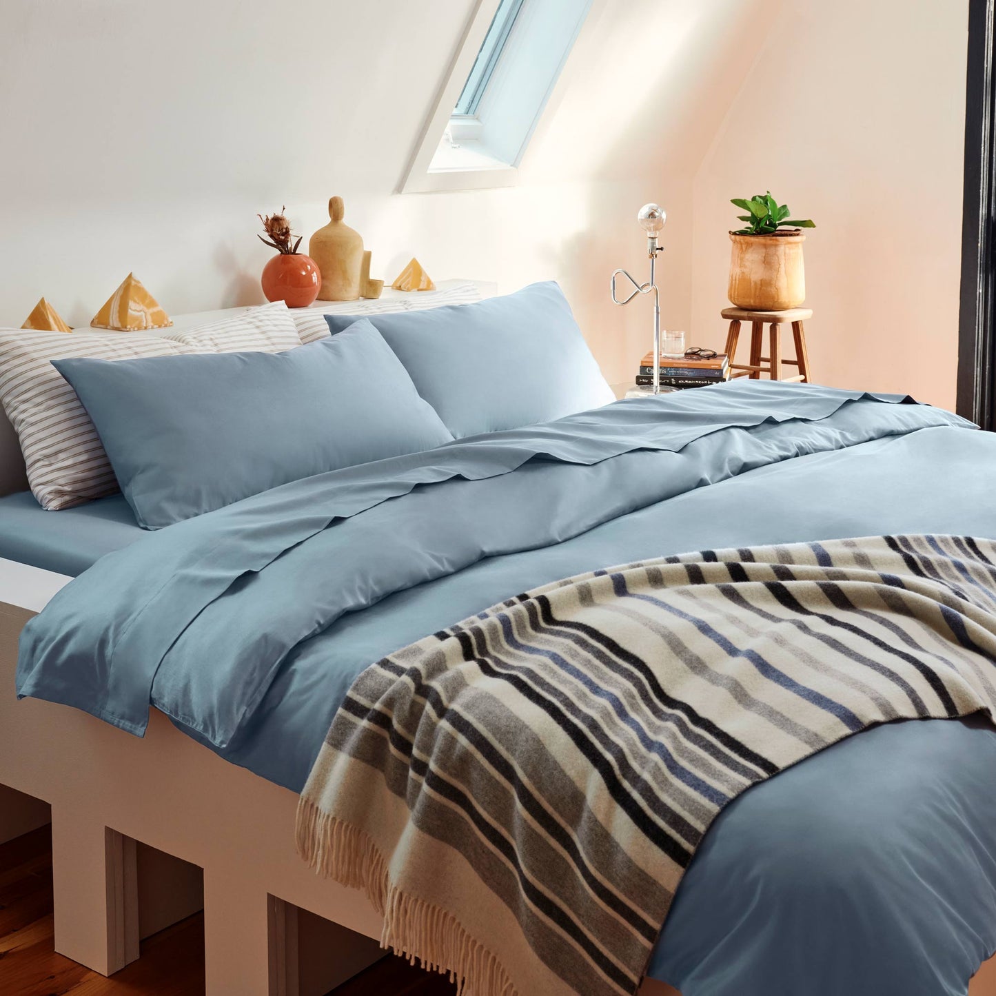 Luxe Sateen No Flat Sheet Set Bundle