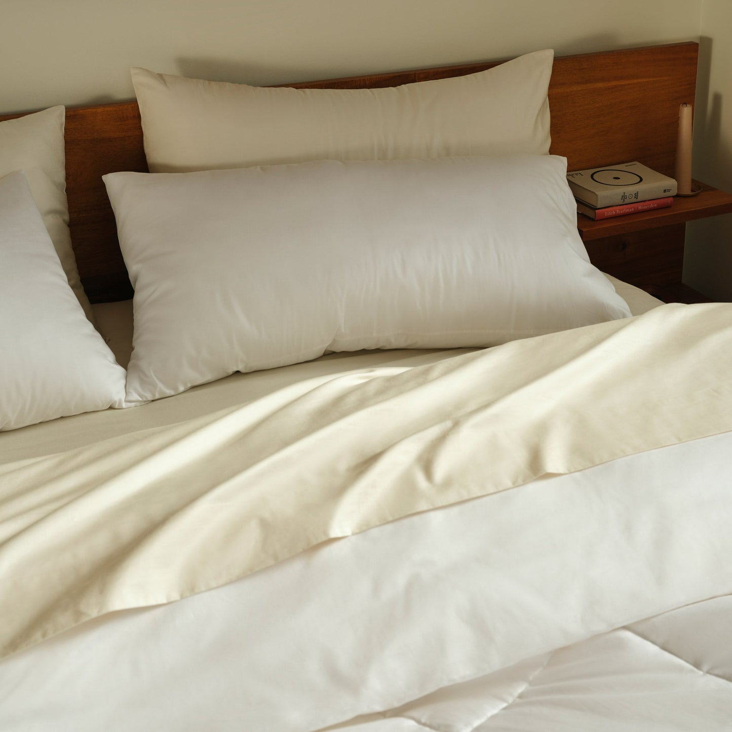 Luxe Sateen No Flat Sheet Set Bundle