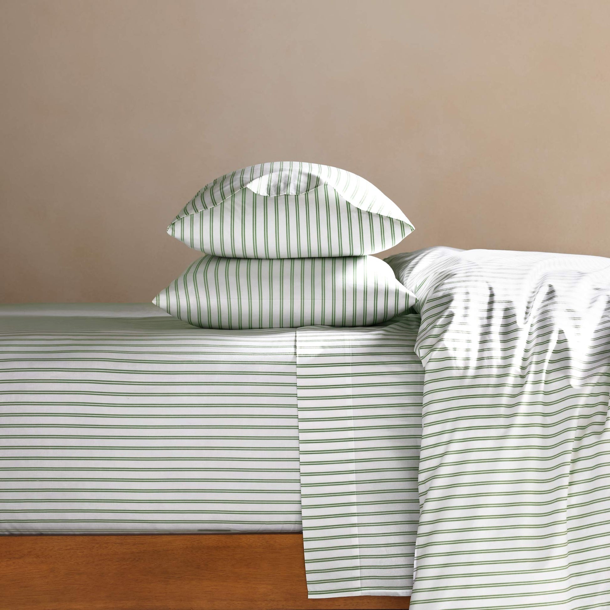 Classic Percale No Flat Sheet Set Bundle