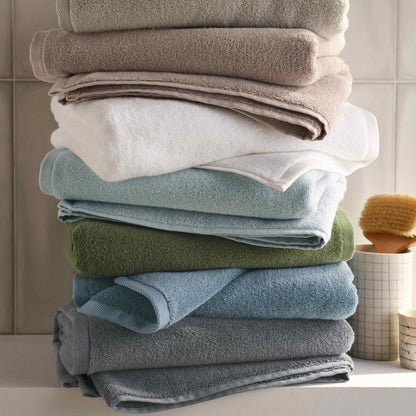 Plush 4-Piece Bath Towel Bundle