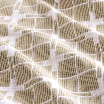 Ribbed Matelasse Quilt