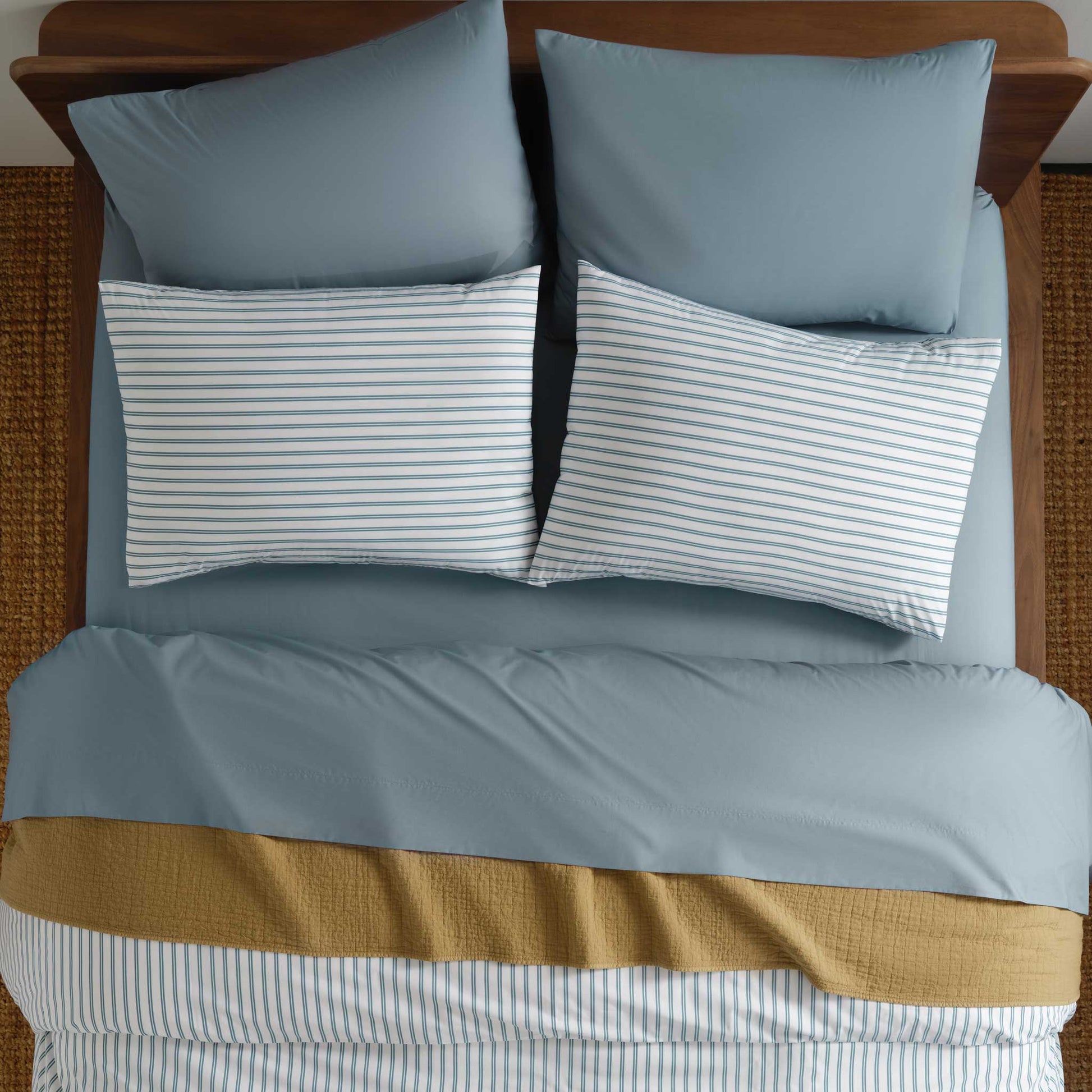 Weekend Wash Grid Bed Blanket - Last Call