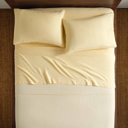 Weekend Wash Grid Bed Blanket - Last Call