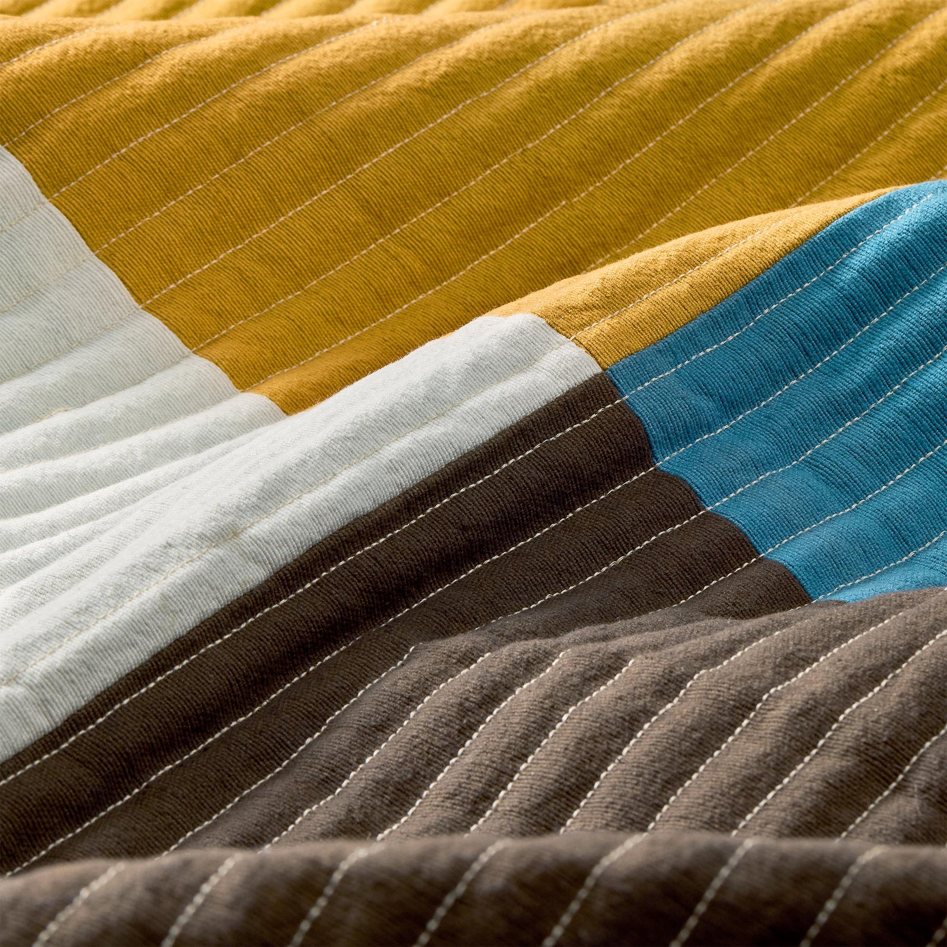 Colorblock Patchwork Quilt