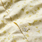 Drifting Blooms in Vetiver